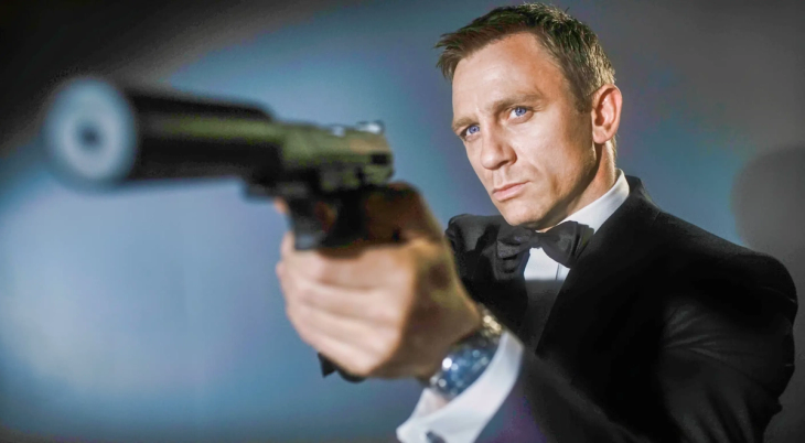 James Bond (James Bond) - enneagram 8 fictional characters